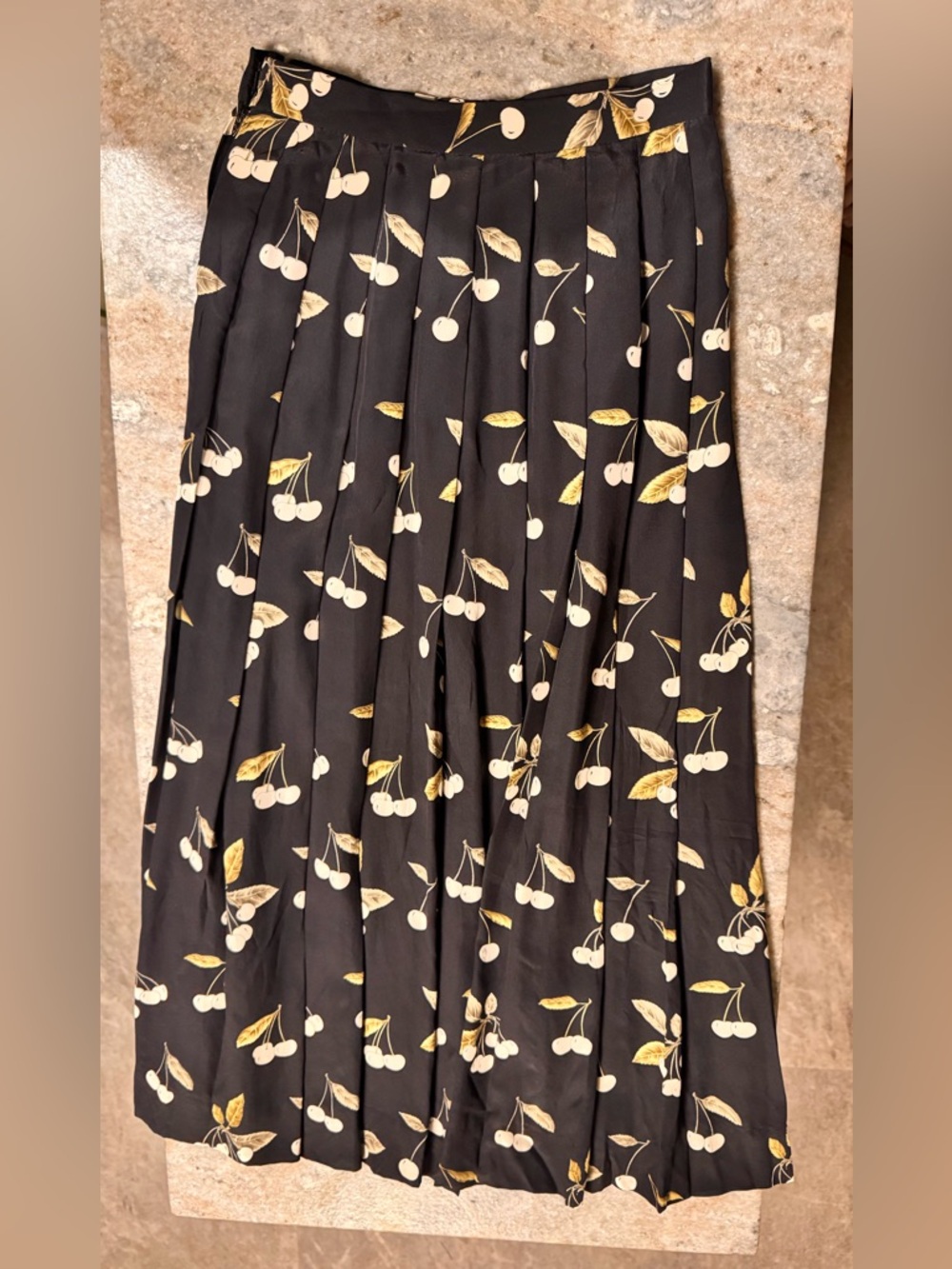 Vintage Gloria Sachs Cherry Print Pleated Silk Skirt